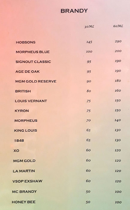 Four Quarters Lounge - Elk Hill - Ooty image 9