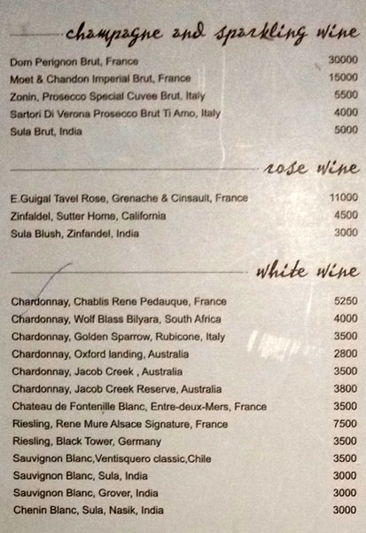 V Bar - Hilton Garden Inn - Palayam - Trivandrum image 9