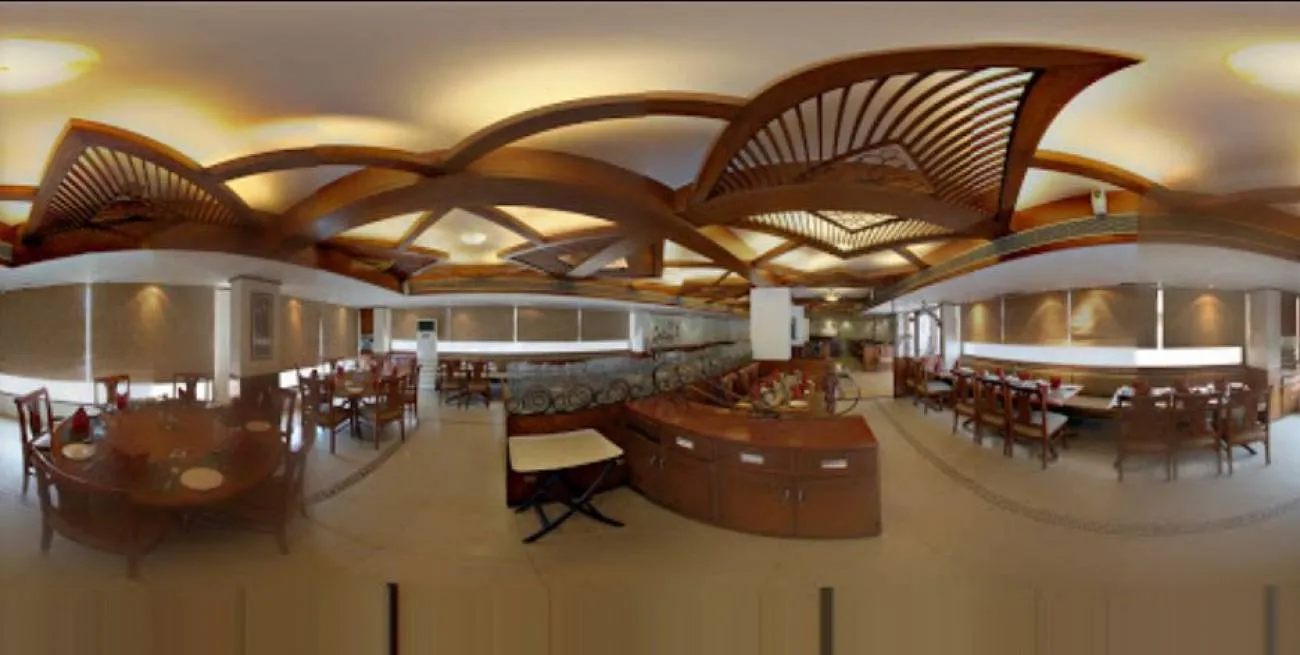 Avadh Family Restaurant, Varaccha, Surat Photo1