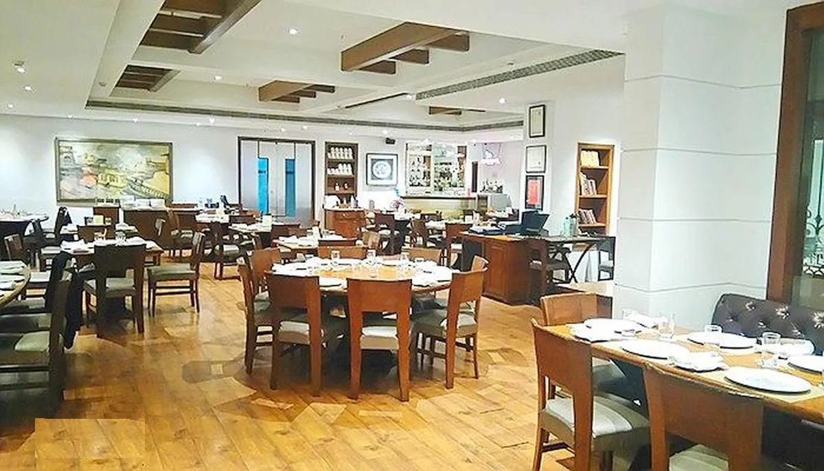 Oh! Calcutta, Elgin, Kolkata Photo1