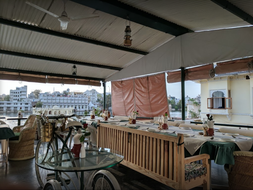 Rainbow Restaurant, Pichola, Udaipur Photo1