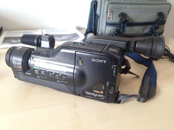 Sony CCD-F555E Image