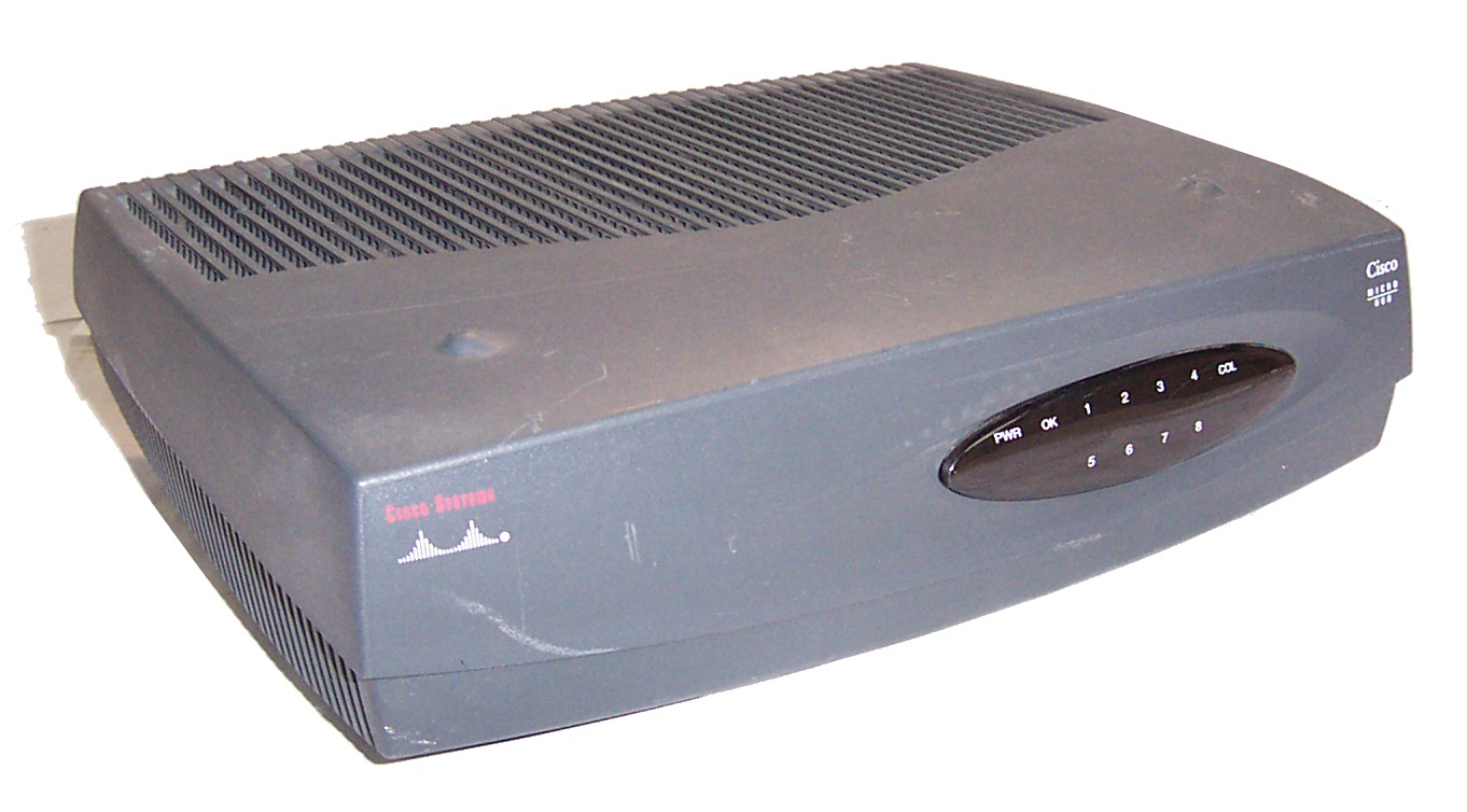 Cisco 1502 (CISCO1502-8E) Networking Hub Image