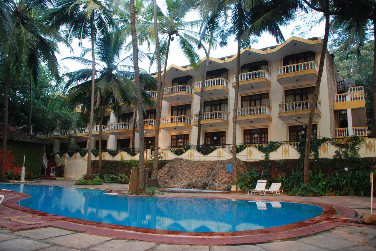 Bambolim Beach Resort - Goa Image