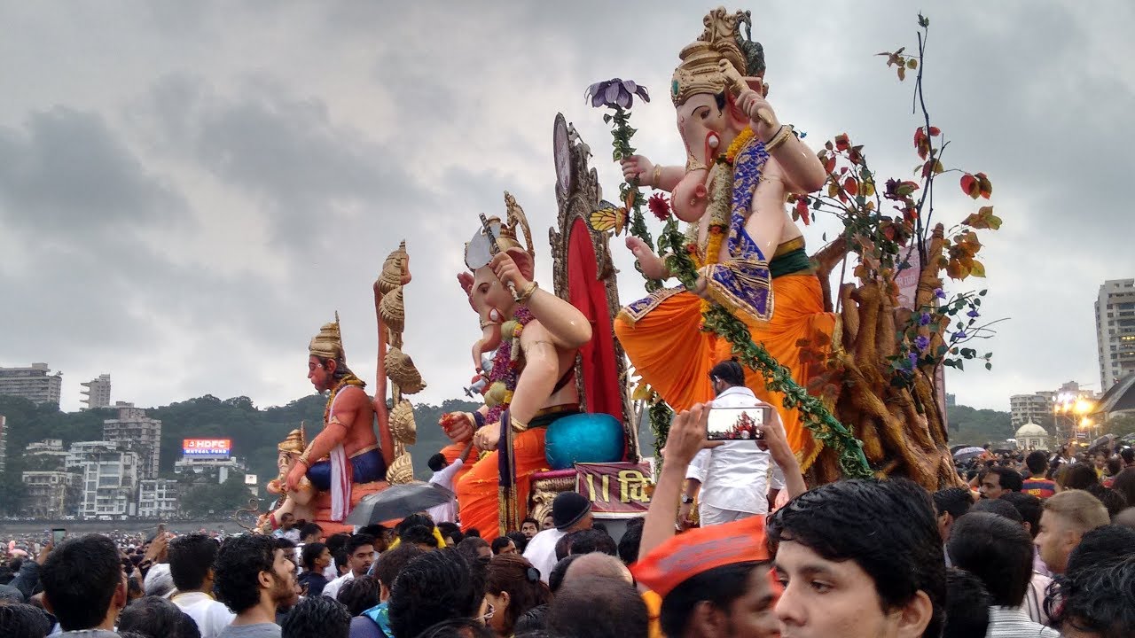 Tips on Ganapati Procession in Mumbai Image