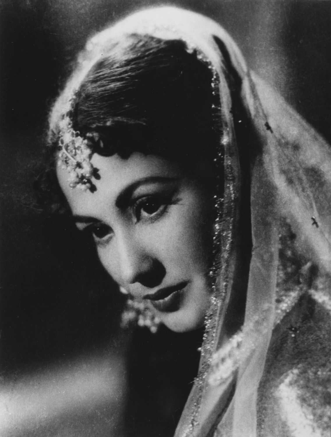 Meena Kumari Image