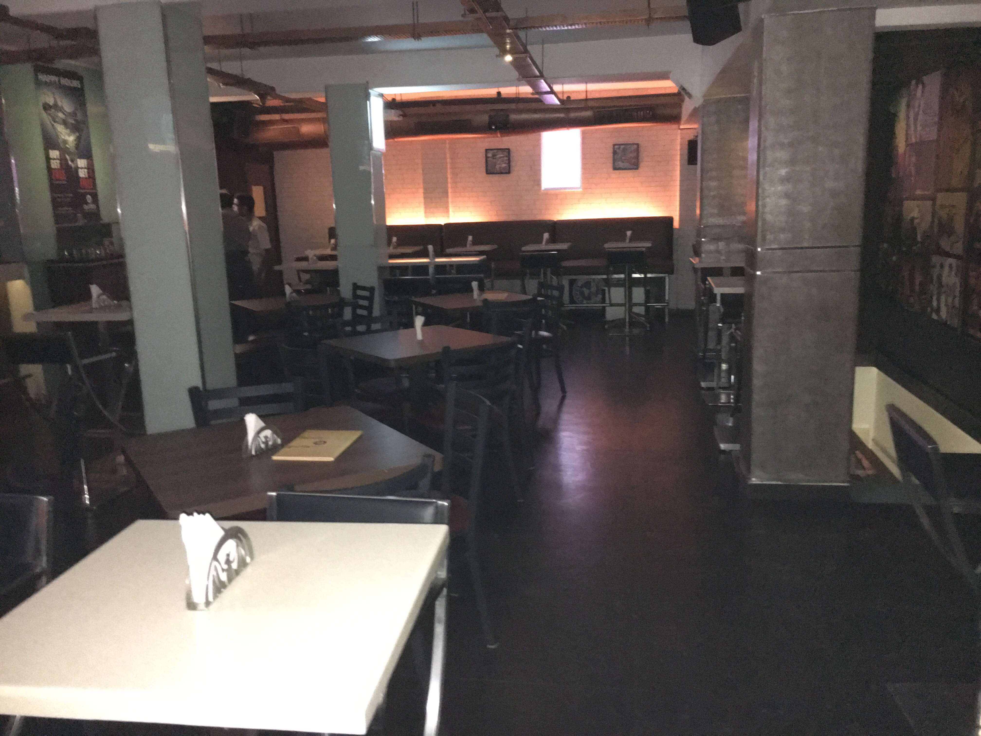 Ontoes Pub (Restaurant Bistro) - Vile Parle - Mumbai Image