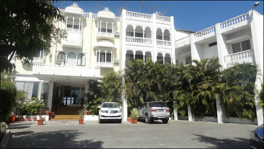 Hilltop Hotel Palace - Udaipur Image