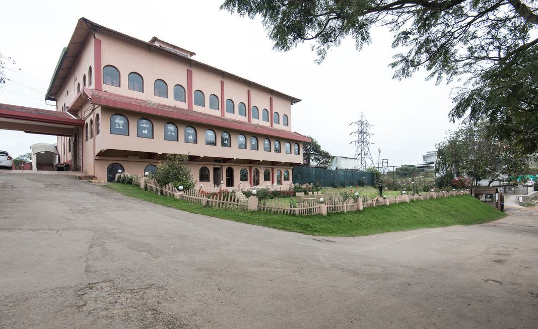 Lakeview hotel - Nilgiris Image
