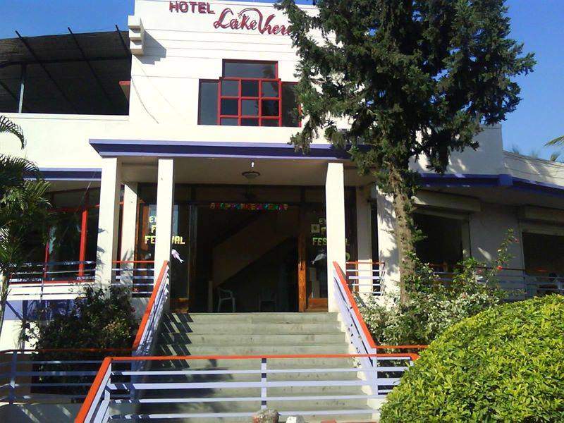 Lake View hotel - Satara Image