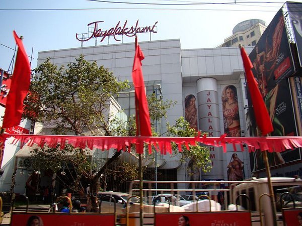 Jayalakshmi Silks - Shenoys - Kochi Image