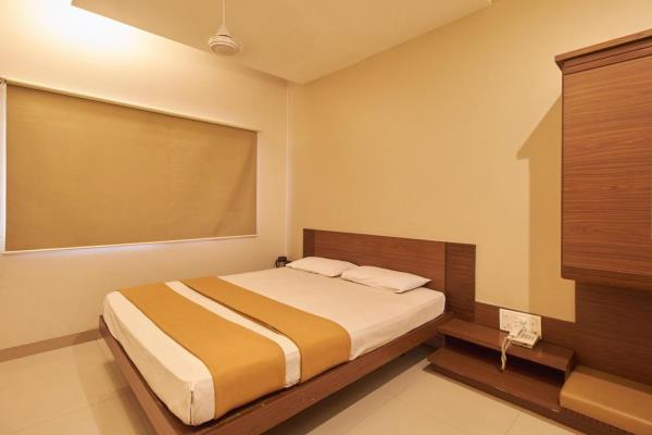 Sai Palace Budget Hotel - Shirdi Image