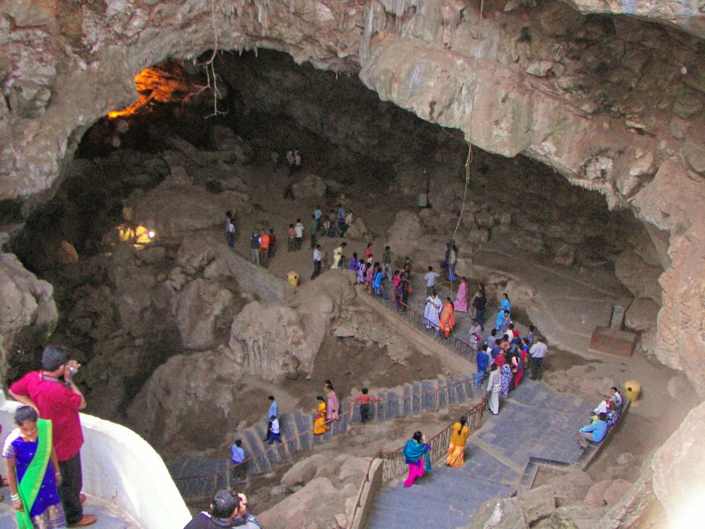 Burrah Cave Image