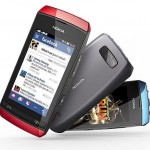 Nokia Asha 305 Image