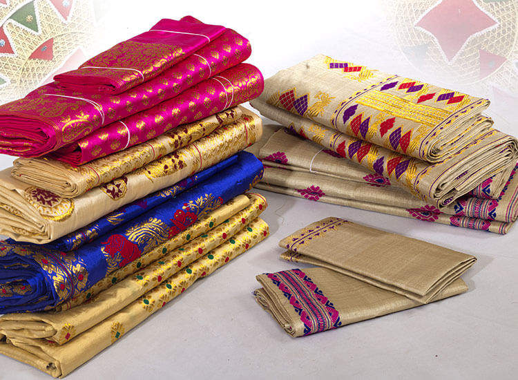 Ganvathi Silk Saree Centre - Devangere Image