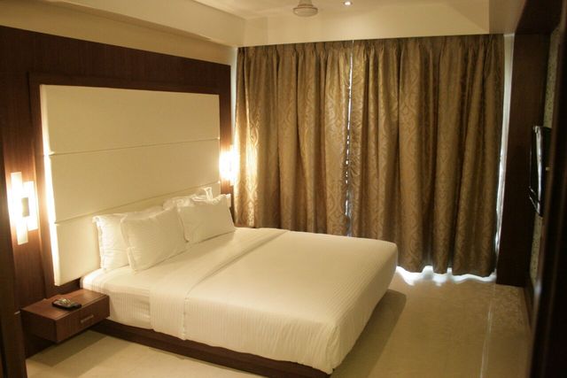 Best Western Takshashila - Ahmedabad Image