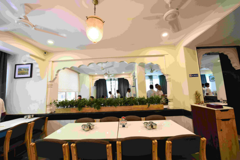 Krishna Dinning - Law College Road - Pune Image