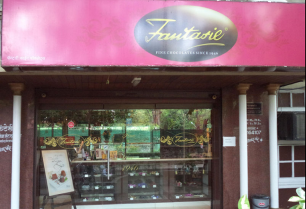 Fantasie Fine Chocolate - Boat Club Road - Pune Image