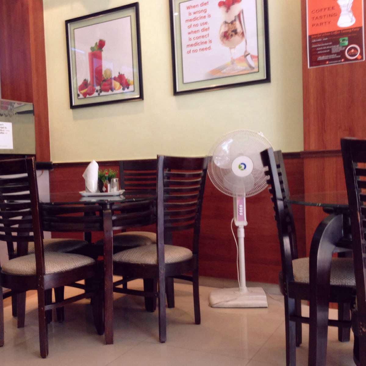 Fresh Restaurant - Andheri Lokhandwala - Mumbai Image