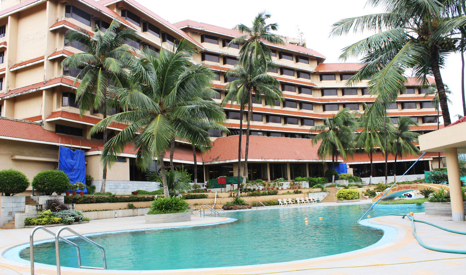 The Retreat Hotel & Convention Centre - Mumbai Image
