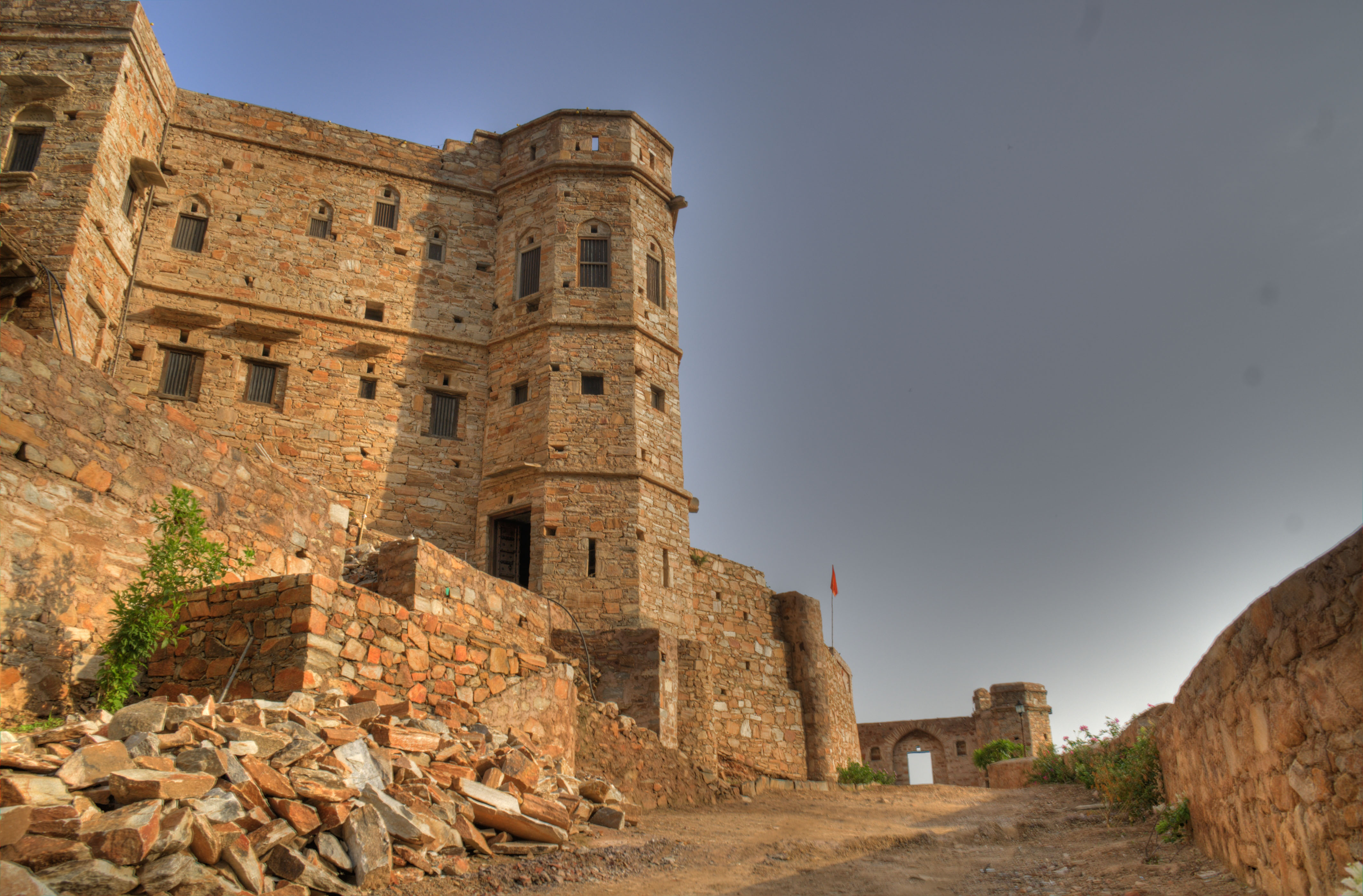 Dadhikar Fort Image