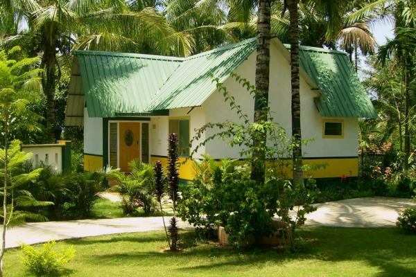 Parumpara Holiday Resort - Coorg Image