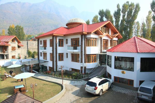 Royal Khazir Boutique - Srinagar Image