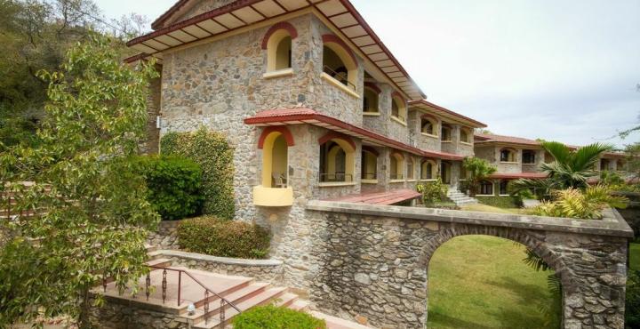 Cama Rajputana Club Resort - Mount Abu Image