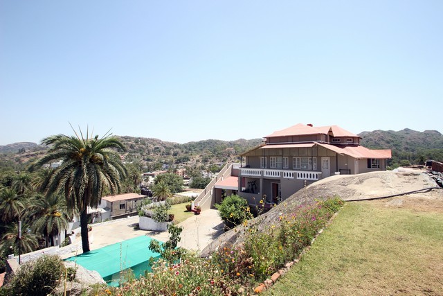 Hotel Udaigarh - The Heritage Retreat - Mount Abu Image
