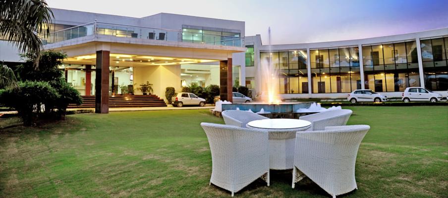 The Awesome Farms and Resorts - Faridabad Image