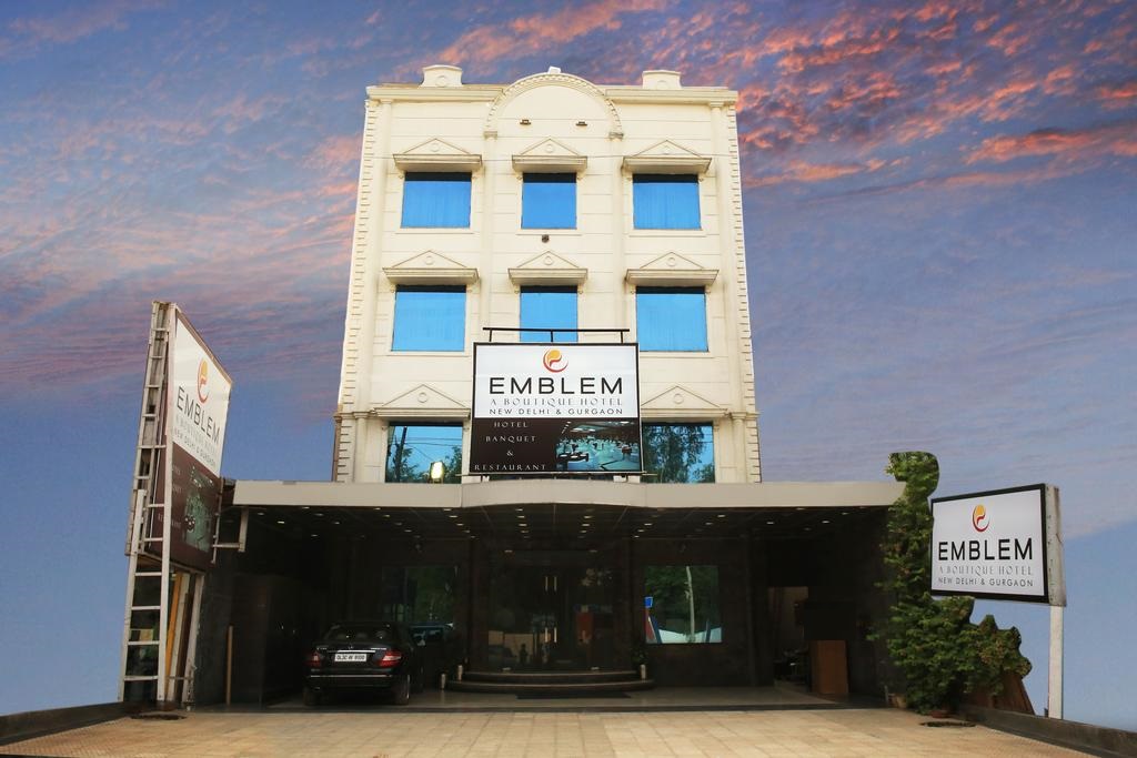 Emblem Hotel - Gurgaon Image