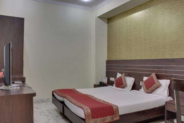 OYO Rooms Cyber Park - Gurgaon Image