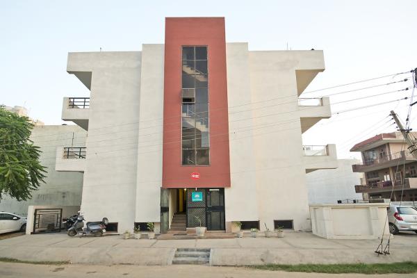 OYO Rooms Galleria - Gurgaon Image