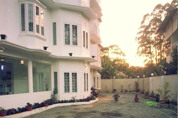 Blue Berg Resorts Munnar - Munnar Image
