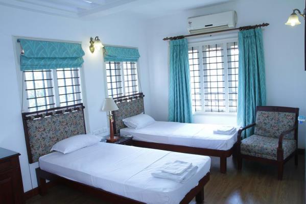 Fort Beach Service Apartment - Cochin Image