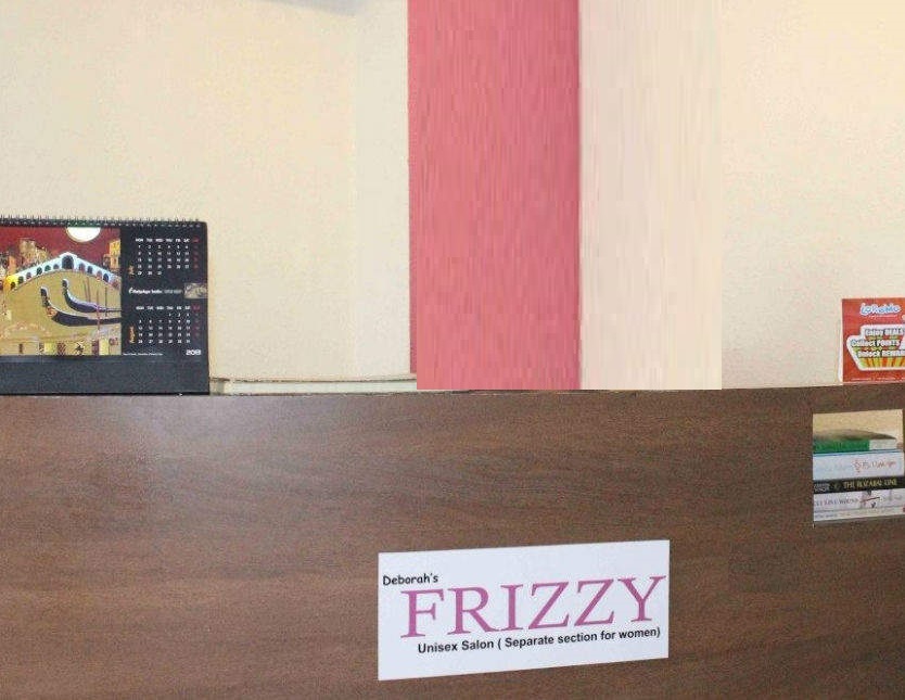 Frizzy Salon - Frazer Town - Bangalore Image