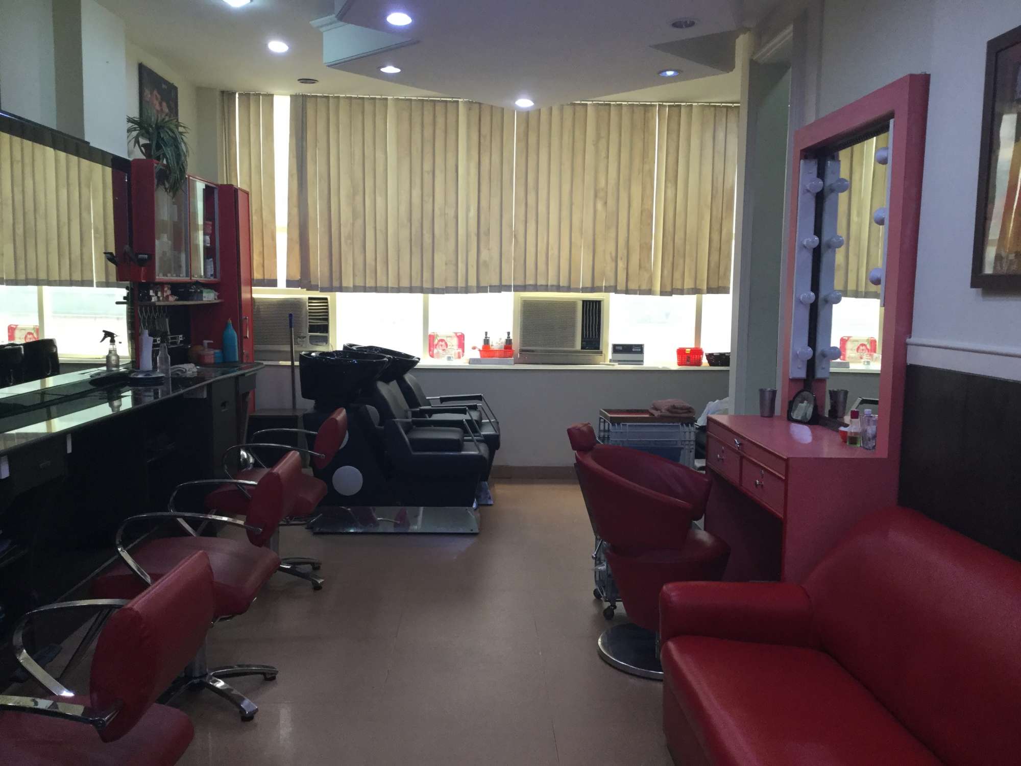 Exotica Unisex Salon - Sector 50 - Noida Image