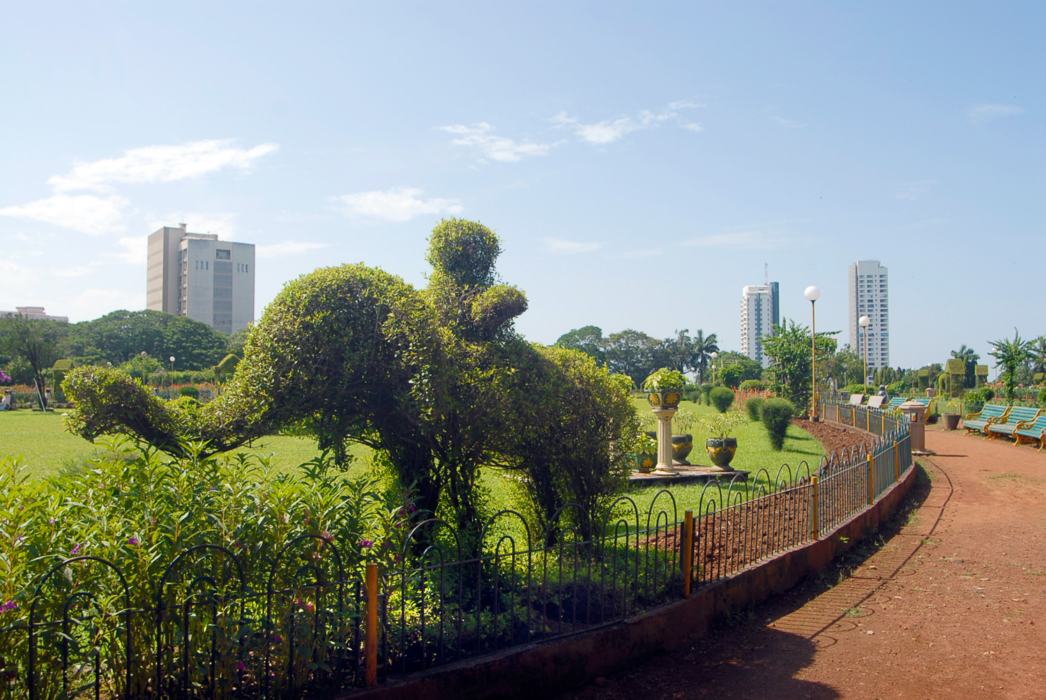 Hanging Gardens - Mumbai Image