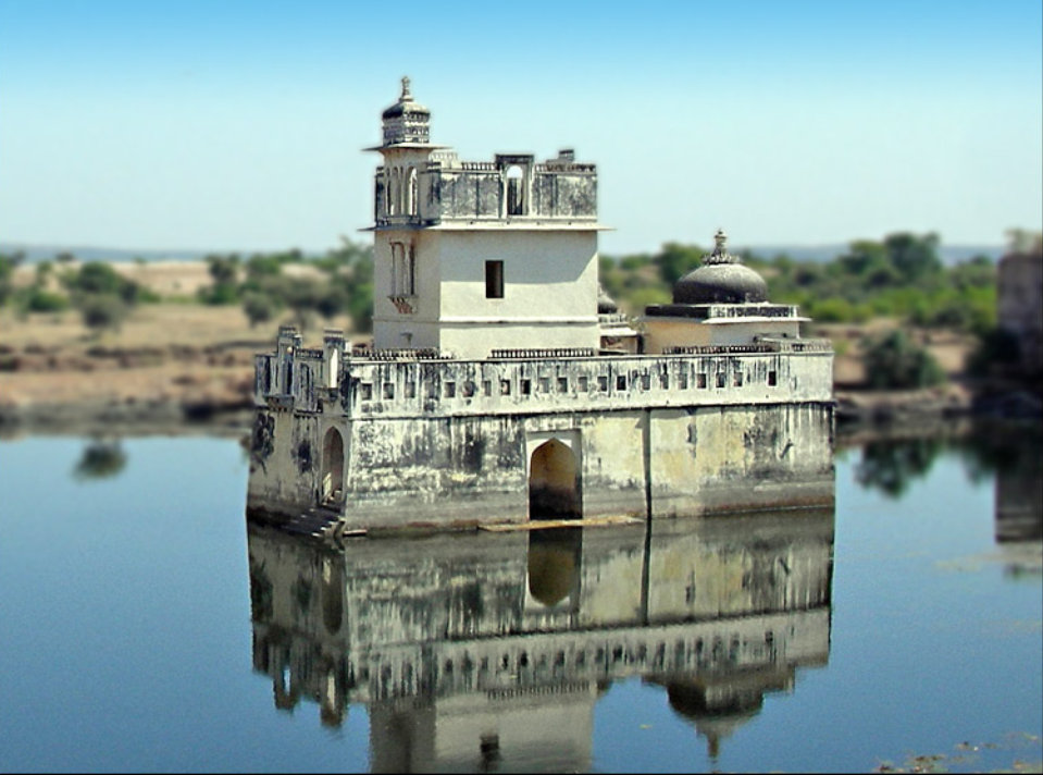 Padmini'S Palace - Chittorgarh Image