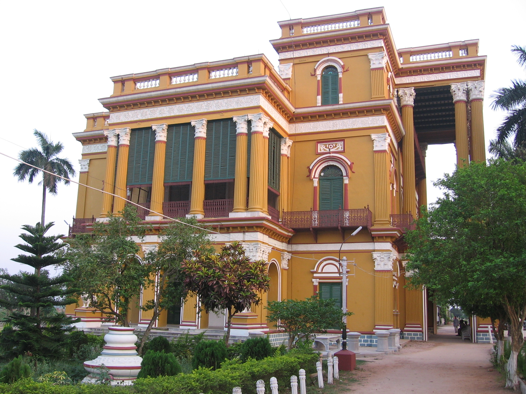 Kathgola Palace - Baharampur Image