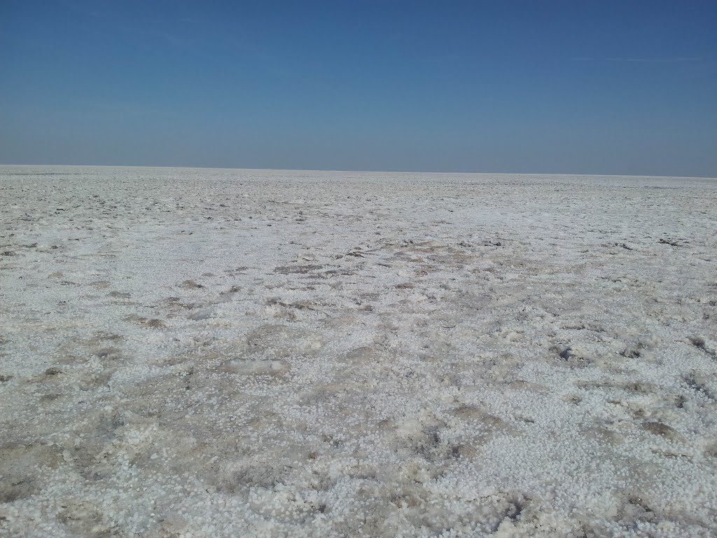 White Desert - Bhuj Image