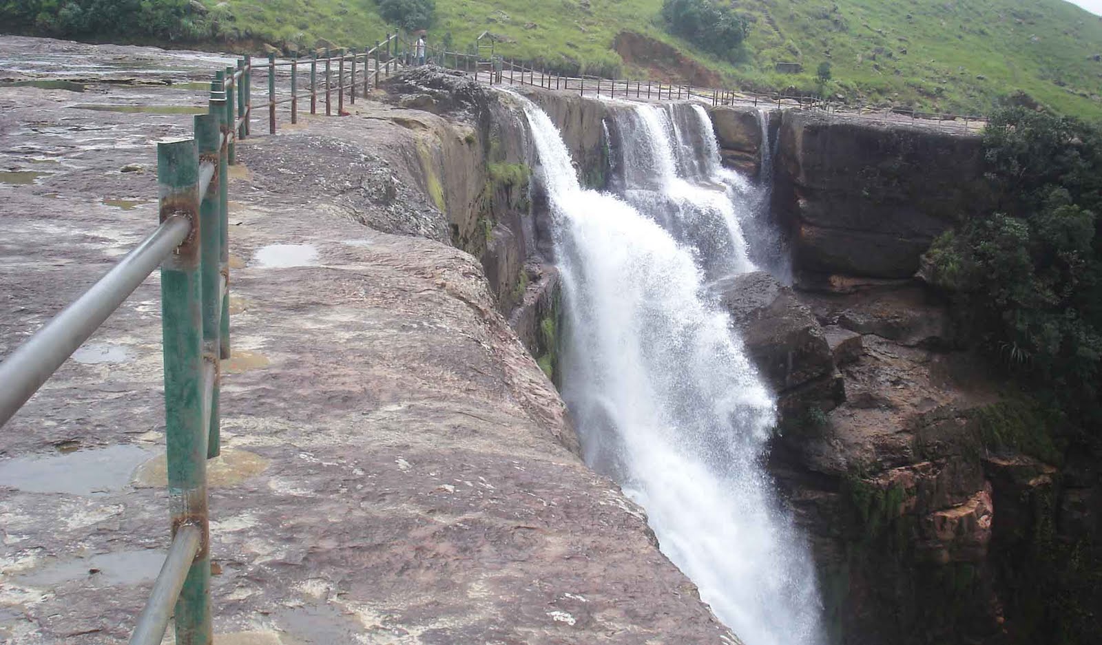 Dain Thlen Falls - Sohra Image