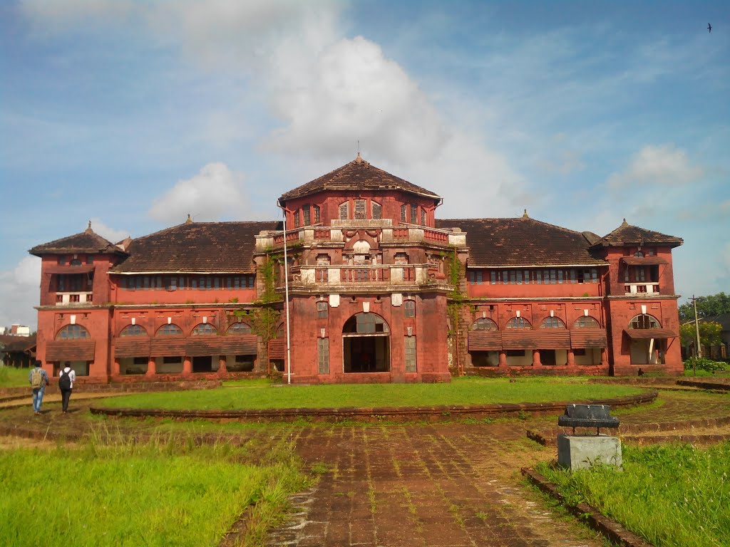 Thebaw Palace - Ratnagiri Image