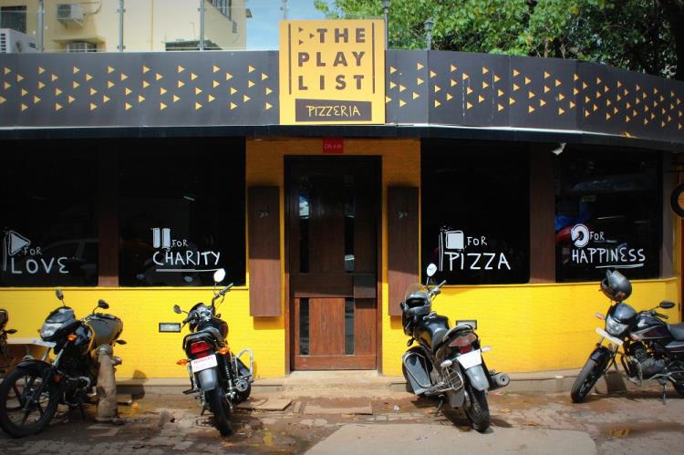 The Playlist Pizzeria - Bandra - Mumbai Image