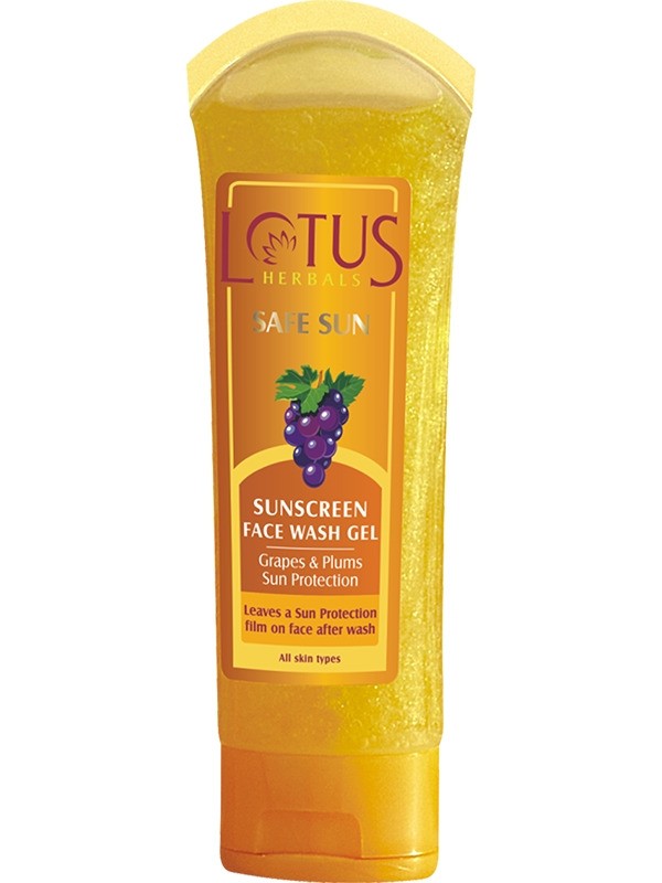 Lotus Herbals Safe Sun SunScreen Gel Image