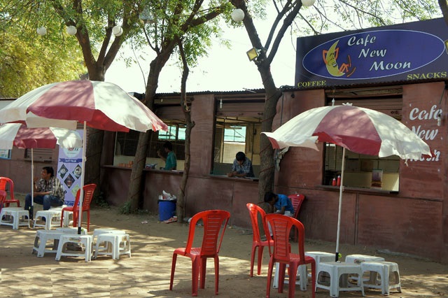 Cafe New Moon - Bodakdev - Ahmedabad Image