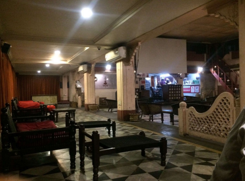 Yuvi's Cafe - Marakeesh Hukkah Lounge - C. G. Road - Ahmedabad Image