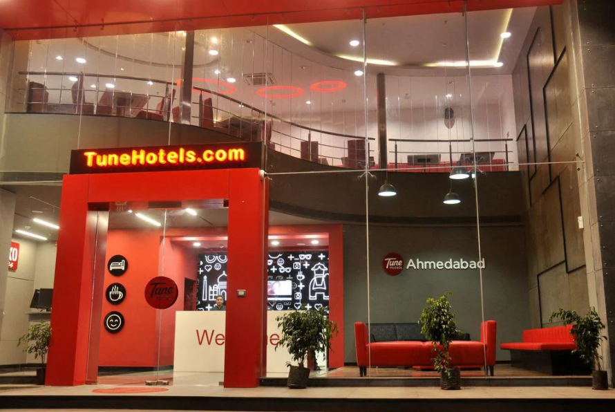 XO Cafe - 4D Square Mall - Chandkheda - Ahmedabad Image