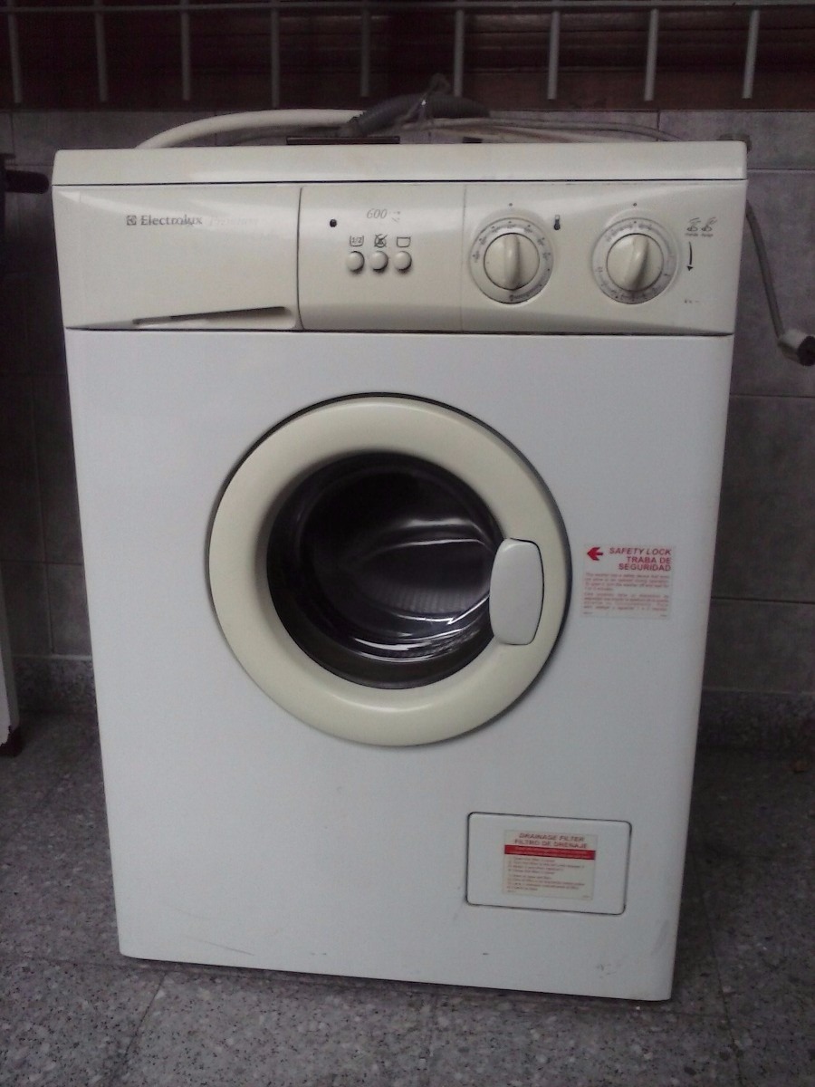 Electrolux Viva Care Automatic 5kg Washing Machine Image