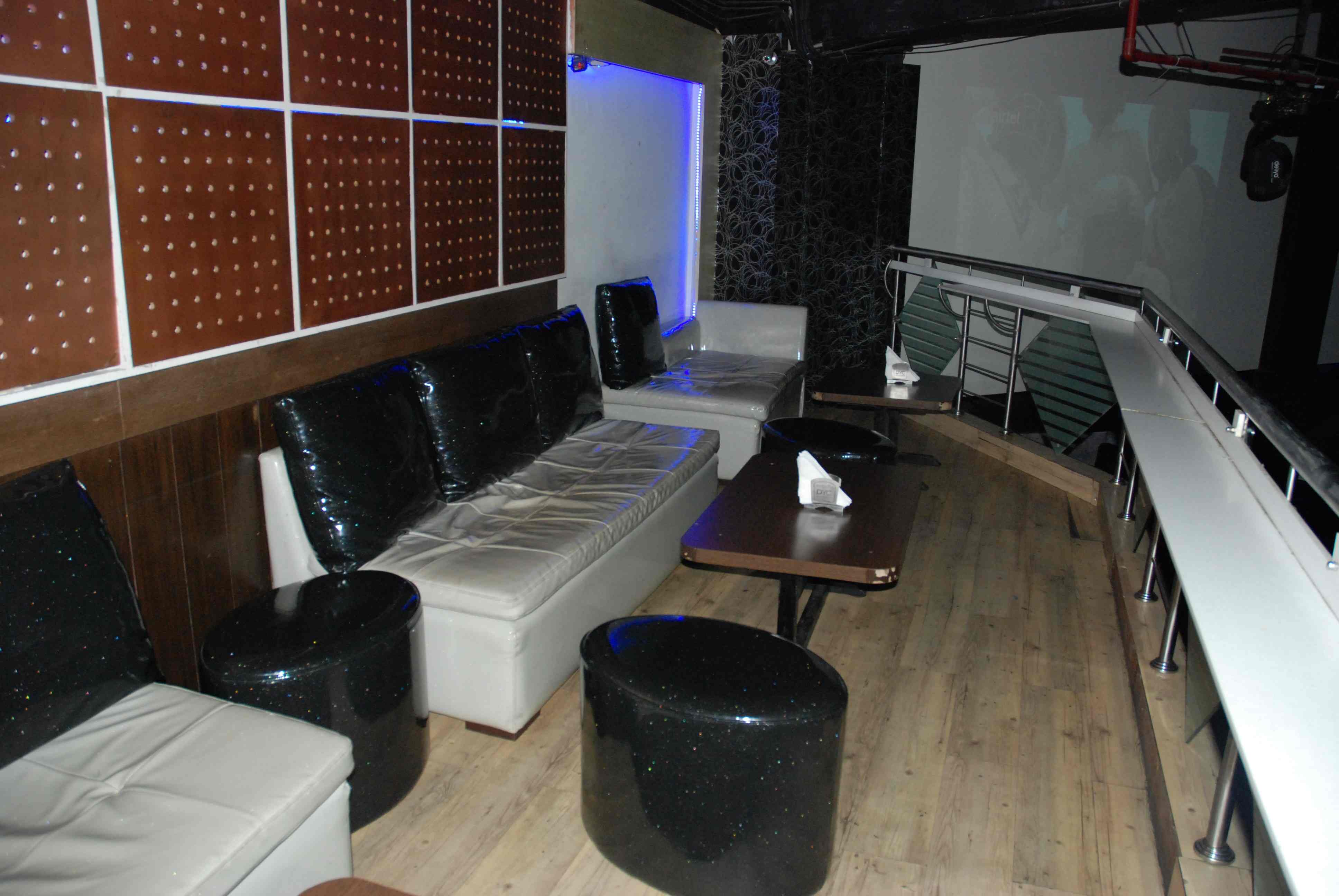 Club Ice Cube - Sector 38 - Noida Image